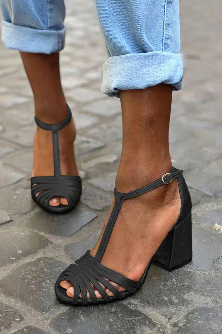 Elegant sandals with t-bar