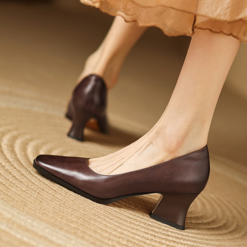 Oriel Square Pumps