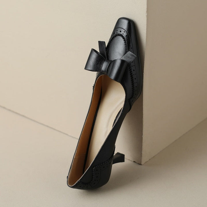 Célora Ribbon Pumps