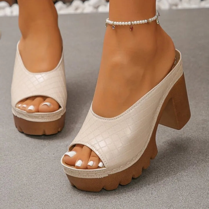 Valora | Platform Heels