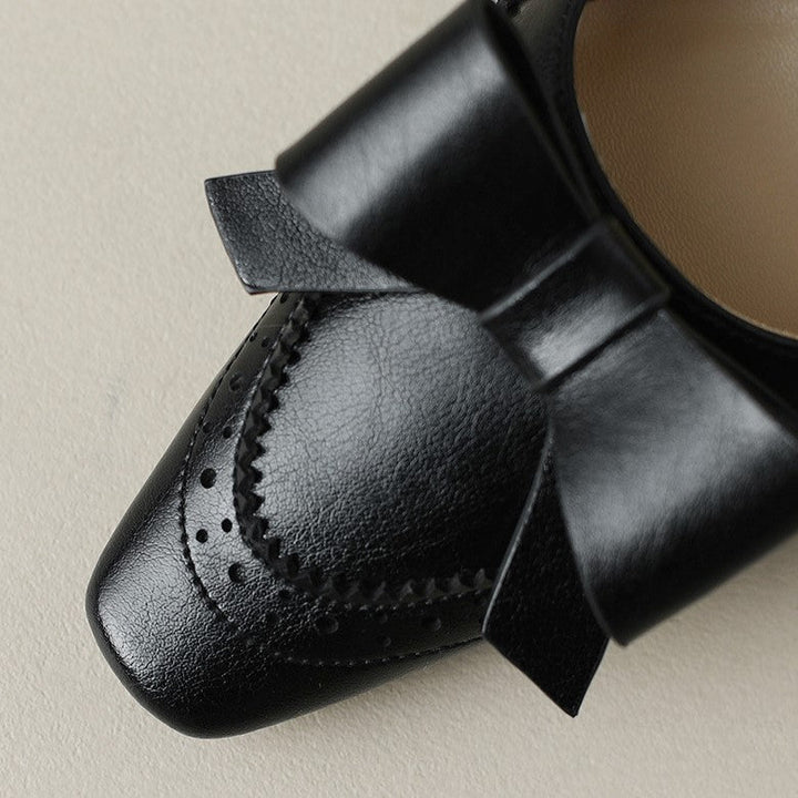 Célora Ribbon Pumps
