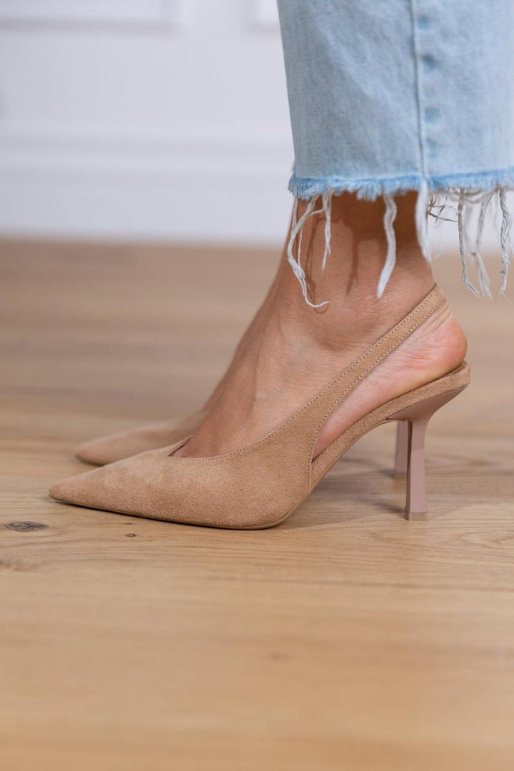 Decollete slingback